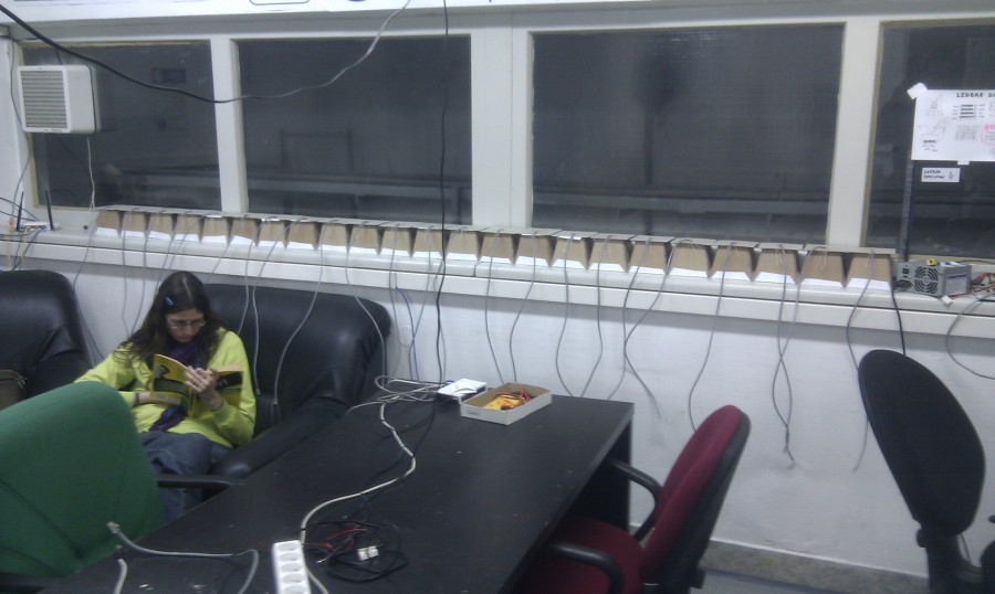 ledbar-nodes.jpg ledbar-nodes.jpg